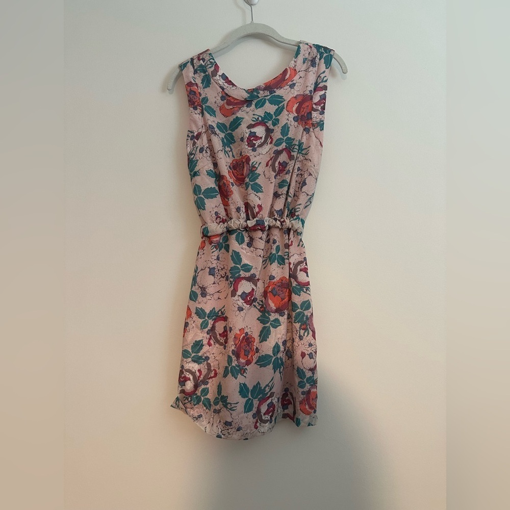 peppermint floral dress Size Medium